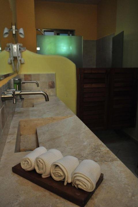 La Hacienda Cancun- El Ramonal, Monkey Sanctuary Hotel Room photo